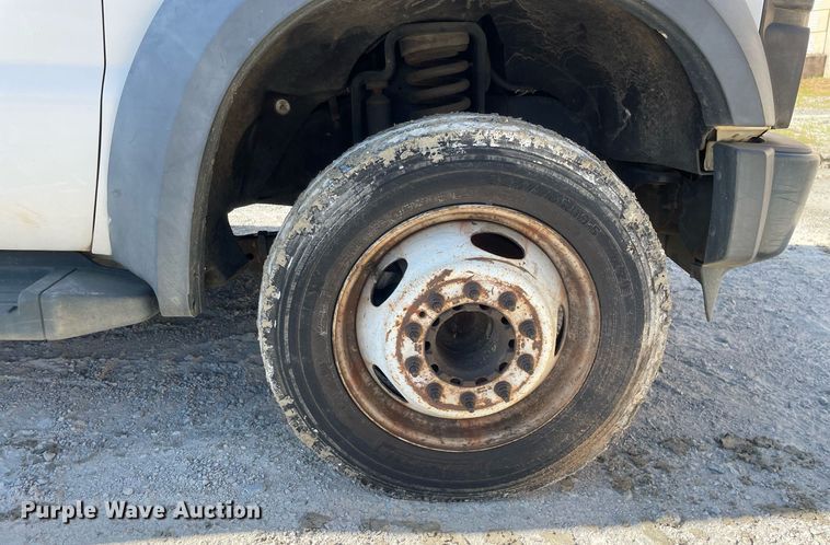 image for item LJ9666 2010 Ford F550 Super Duty XL  flatbed truck