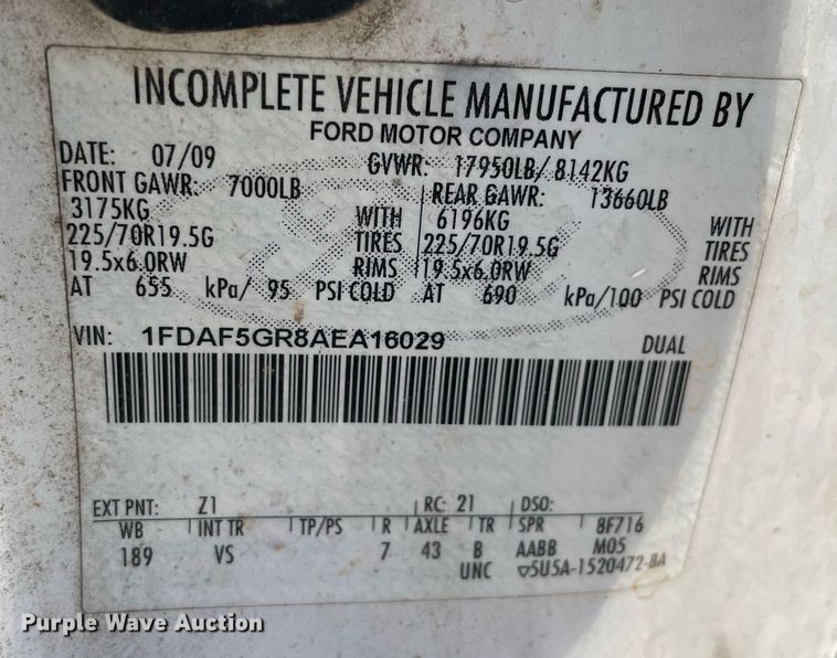 image for item LJ9666 2010 Ford F550 Super Duty XL  flatbed truck