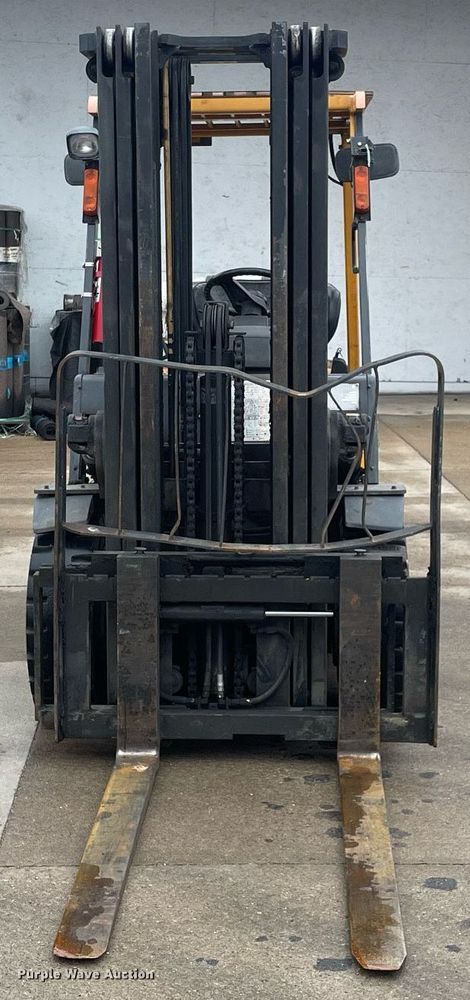 image for item LJ9668 TCM FG30N5T  forklift