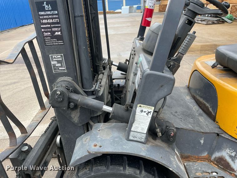 image for item LJ9668 TCM FG30N5T  forklift