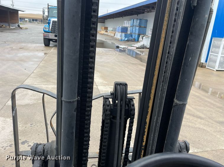 image for item LJ9668 TCM FG30N5T  forklift