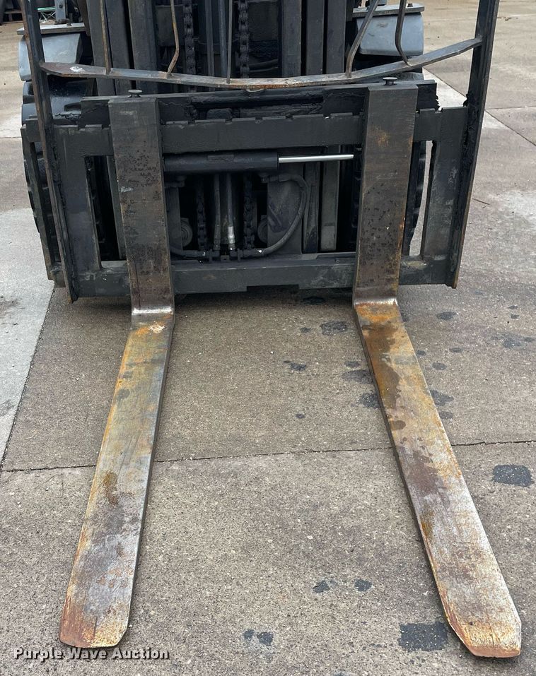 image for item LJ9668 TCM FG30N5T  forklift