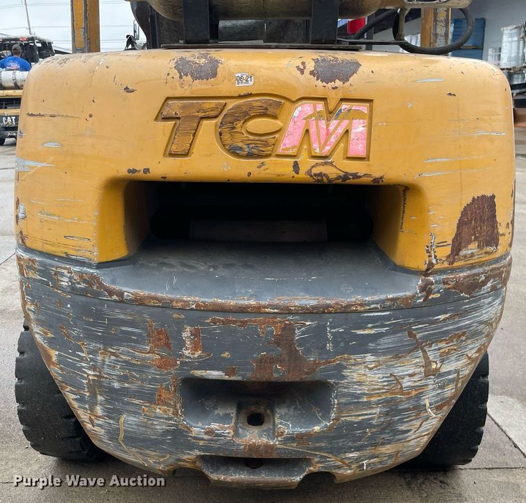 image for item LJ9668 TCM FG30N5T  forklift
