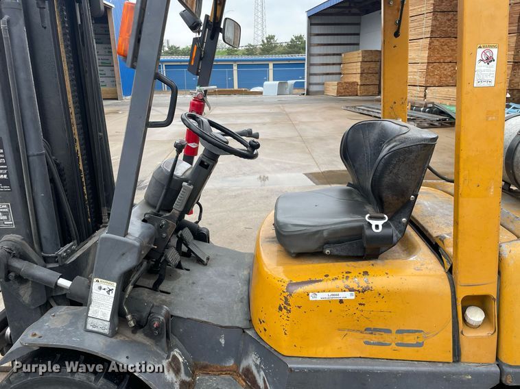 image for item LJ9668 TCM FG30N5T  forklift