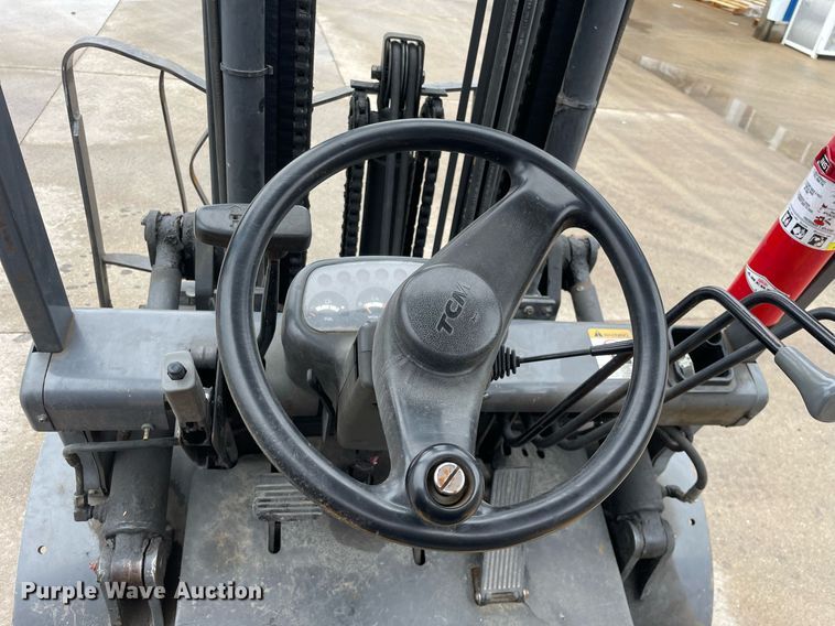 image for item LJ9668 TCM FG30N5T  forklift