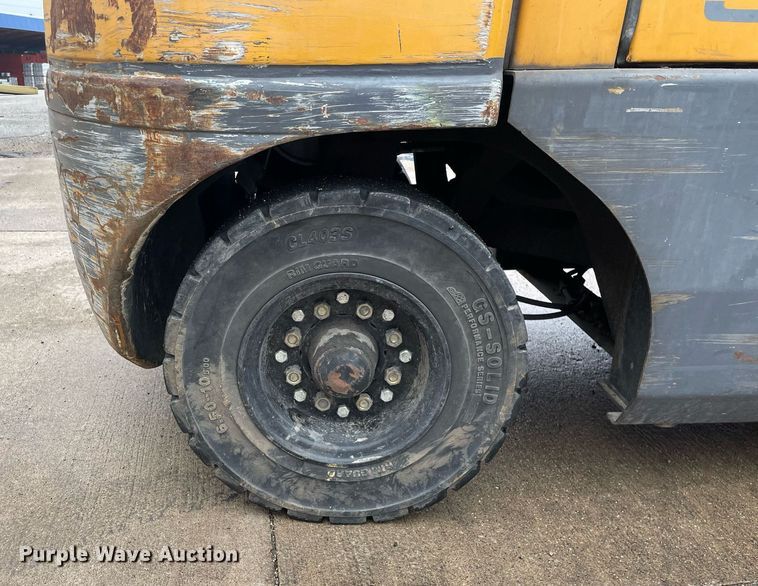 image for item LJ9668 TCM FG30N5T  forklift