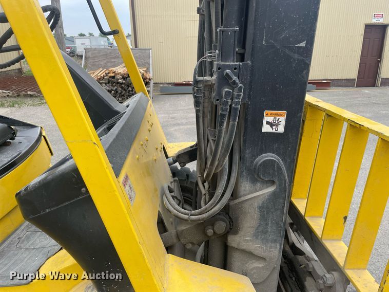 image for item LJ9669 Hyster H90XMS  forklift