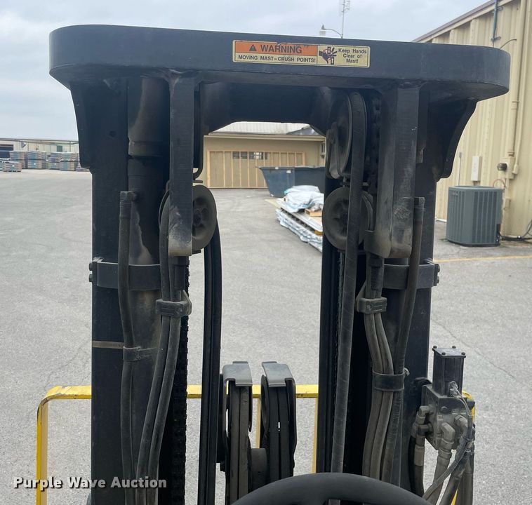 image for item LJ9669 Hyster H90XMS  forklift