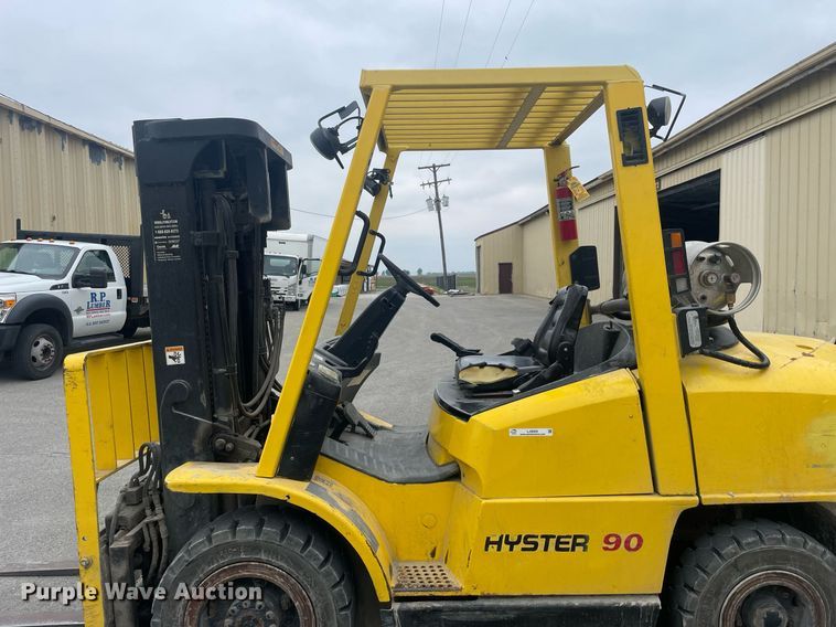 image for item LJ9669 Hyster H90XMS  forklift