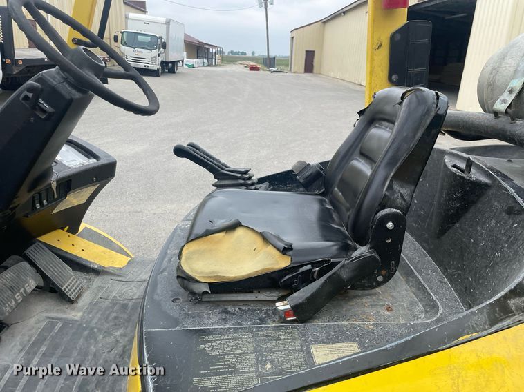 image for item LJ9669 Hyster H90XMS  forklift