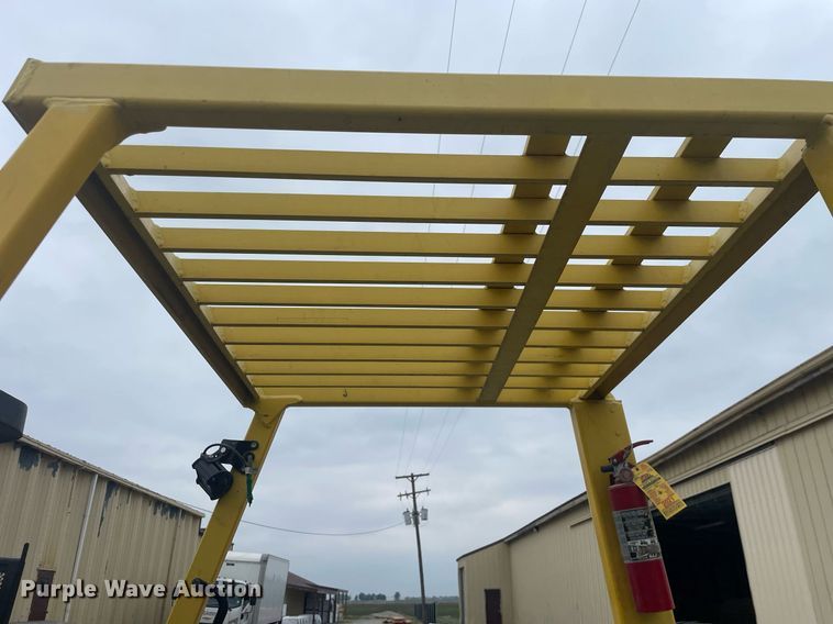 image for item LJ9669 Hyster H90XMS  forklift