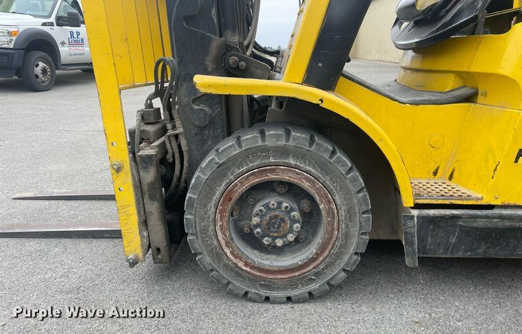 image for item LJ9669 Hyster H90XMS  forklift