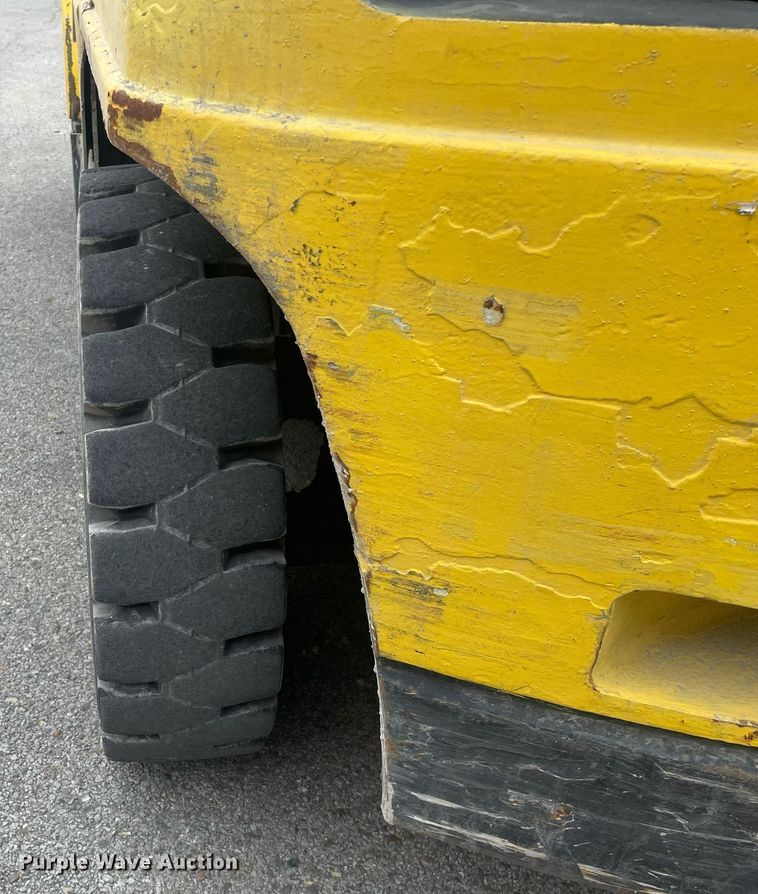 image for item LJ9669 Hyster H90XMS  forklift