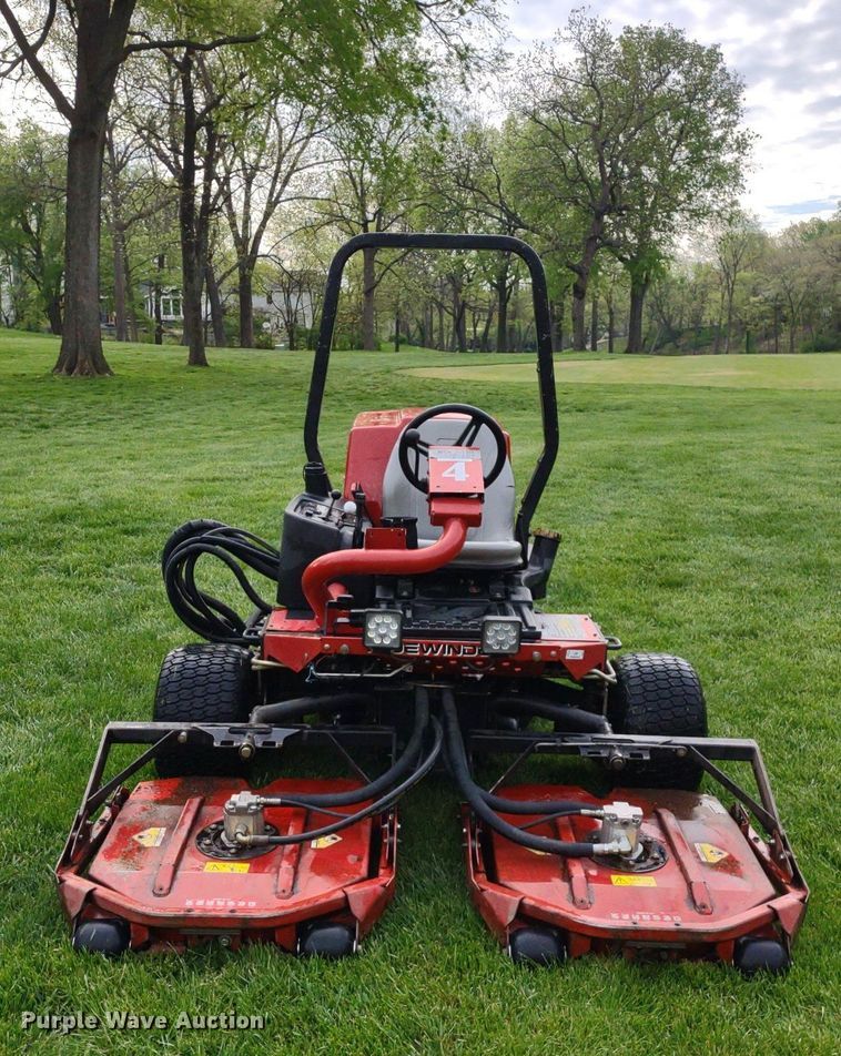 image for item LL9092 Toro Groundsmaster 3500D Sidewinder  lawn mower