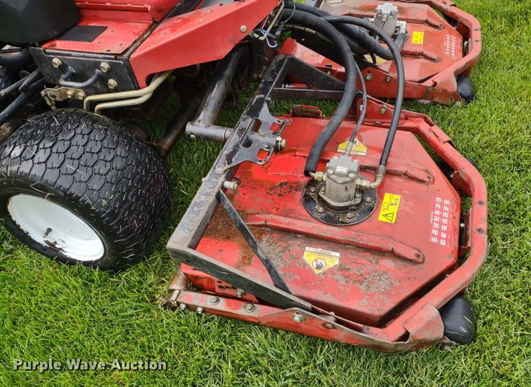 image for item LL9092 Toro Groundsmaster 3500D Sidewinder  lawn mower