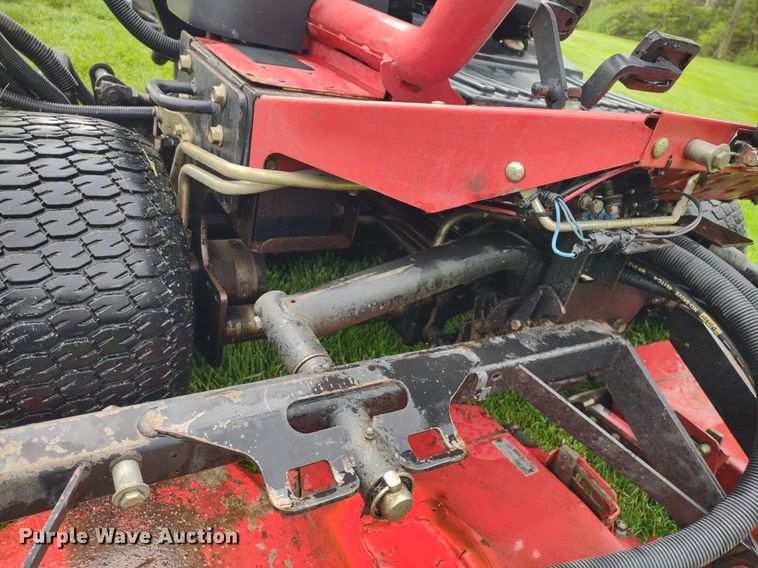 image for item LL9092 Toro Groundsmaster 3500D Sidewinder  lawn mower