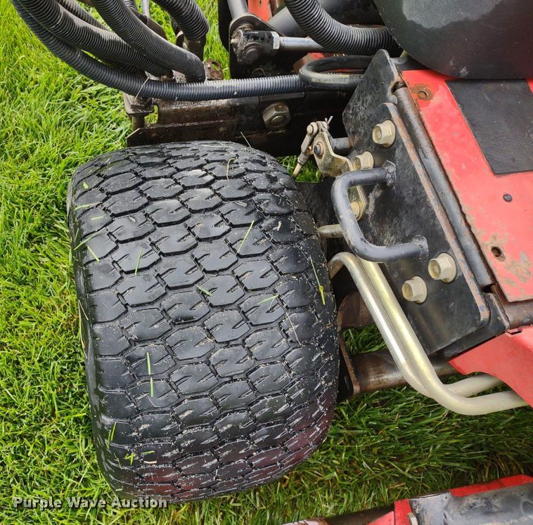 image for item LL9092 Toro Groundsmaster 3500D Sidewinder  lawn mower