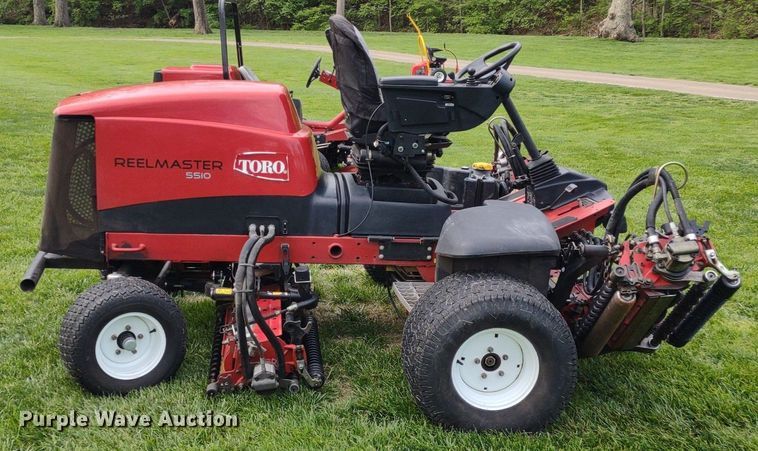 image for item LL9093 Toro Reelmaster 5510  reel mower