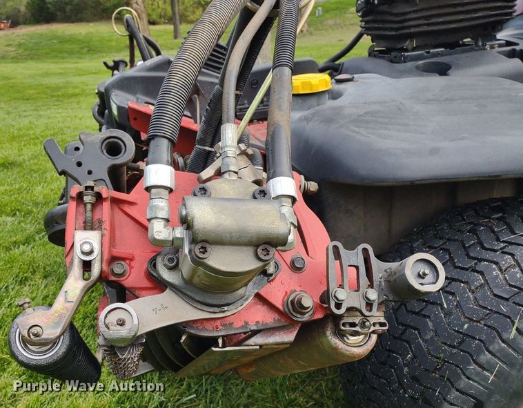 image for item LL9093 Toro Reelmaster 5510  reel mower