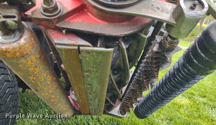 image for item LL9093 Toro Reelmaster 5510  reel mower