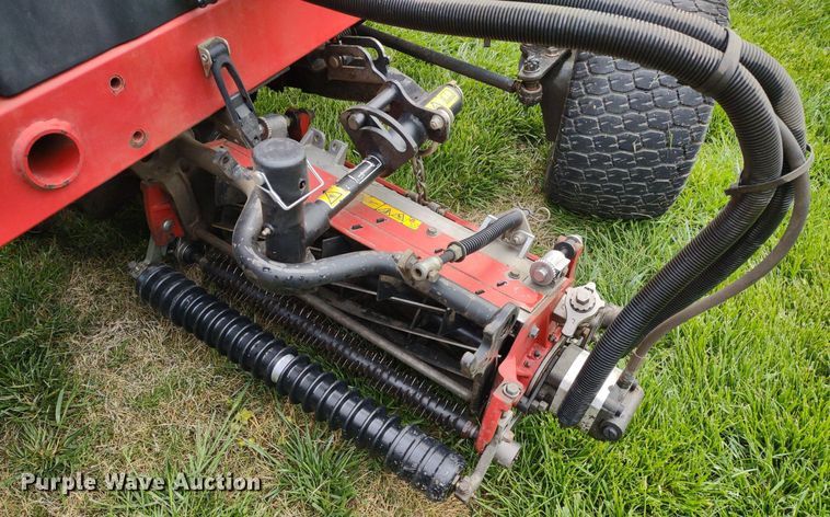 image for item LL9093 Toro Reelmaster 5510  reel mower