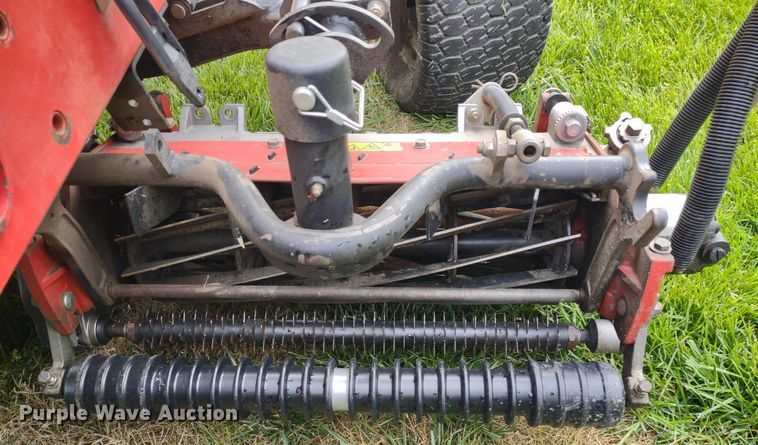 image for item LL9093 Toro Reelmaster 5510  reel mower