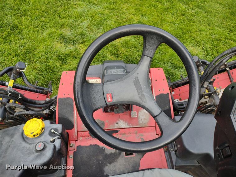 image for item LL9093 Toro Reelmaster 5510  reel mower