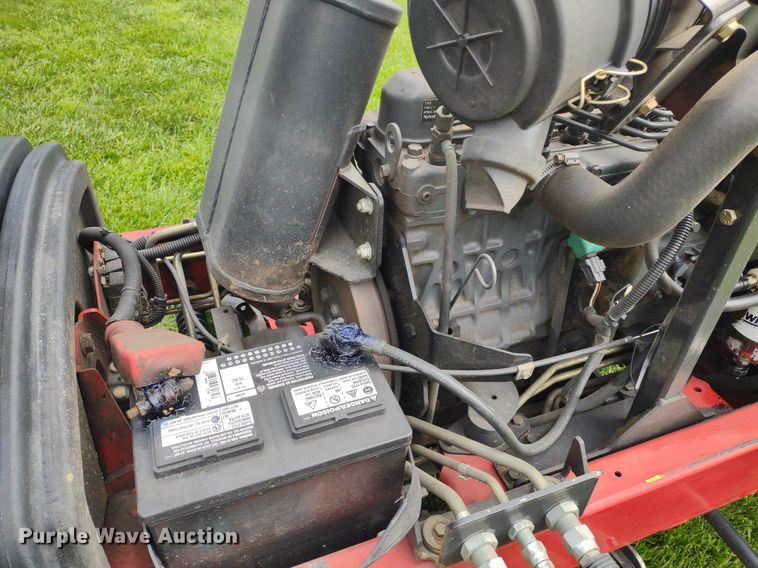 image for item LL9093 Toro Reelmaster 5510  reel mower