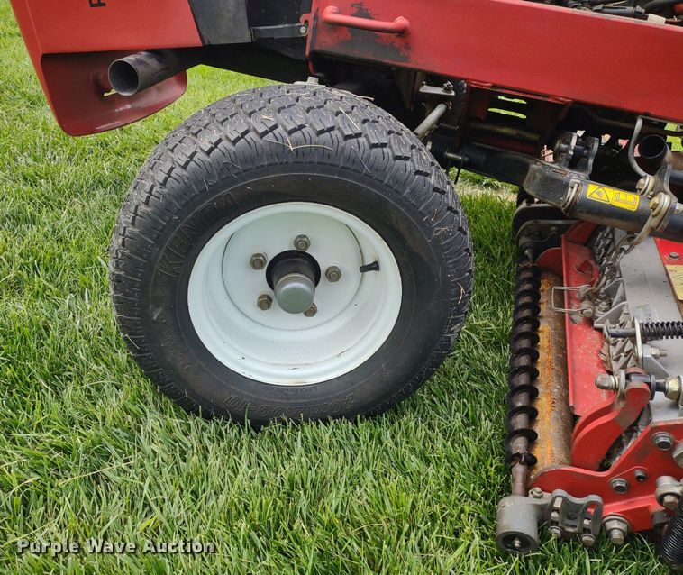 image for item LL9093 Toro Reelmaster 5510  reel mower