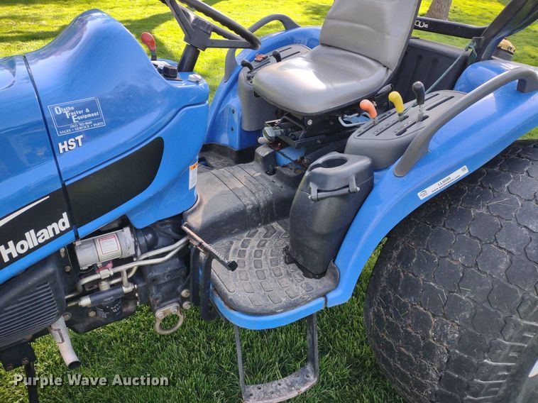 image for item LL9095 New Holland TC45DA  MFWD tractor