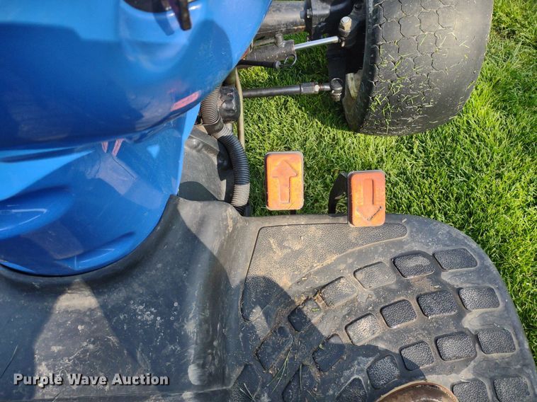 image for item LL9095 New Holland TC45DA  MFWD tractor