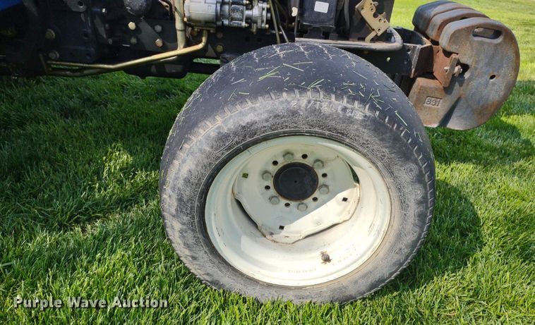 image for item LL9095 New Holland TC45DA  MFWD tractor