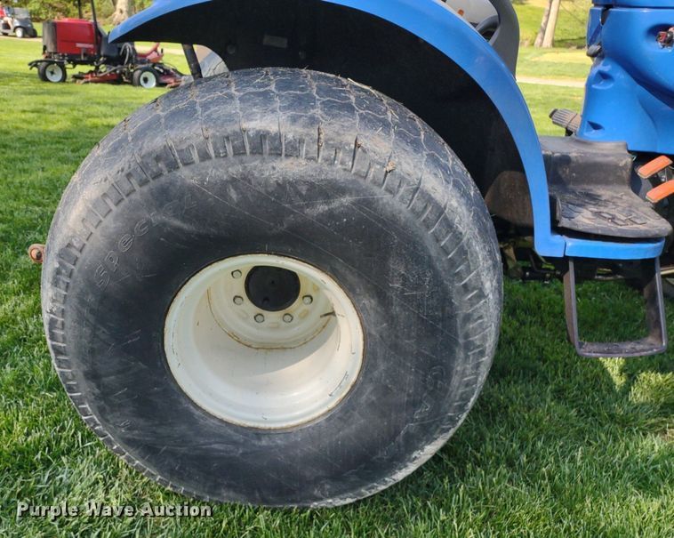 image for item LL9095 New Holland TC45DA  MFWD tractor