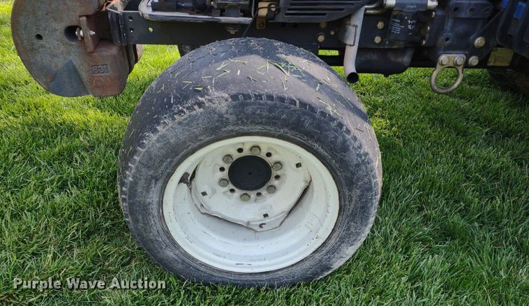 image for item LL9095 New Holland TC45DA  MFWD tractor