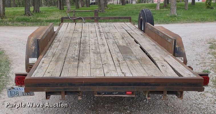 image for item LL9097 1994 Starlite Trailers  equipment trailer