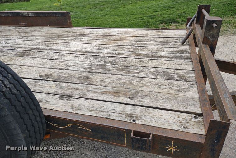 image for item LL9097 1994 Starlite Trailers  equipment trailer