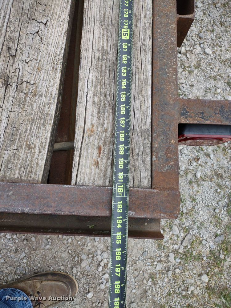 image for item LL9097 1994 Starlite Trailers  equipment trailer