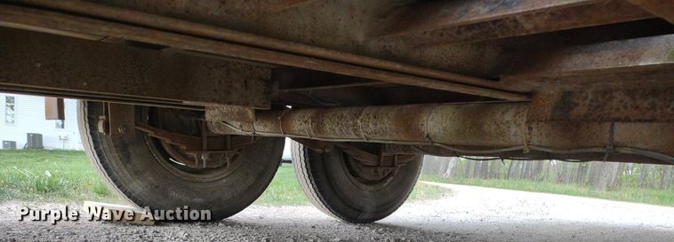 image for item LL9097 1994 Starlite Trailers  equipment trailer