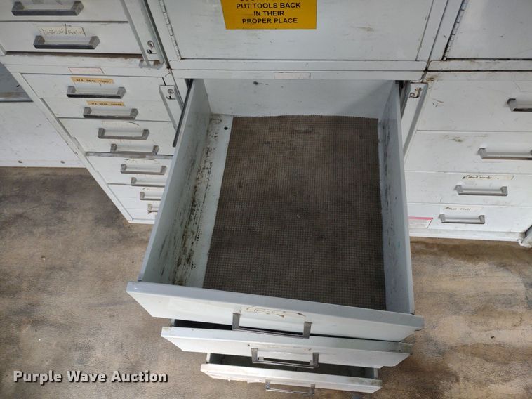 image for item LL9098 2004 Ford E250  van