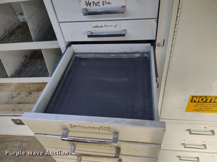 image for item LL9098 2004 Ford E250  van