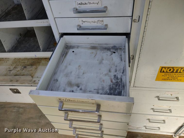 image for item LL9098 2004 Ford E250  van