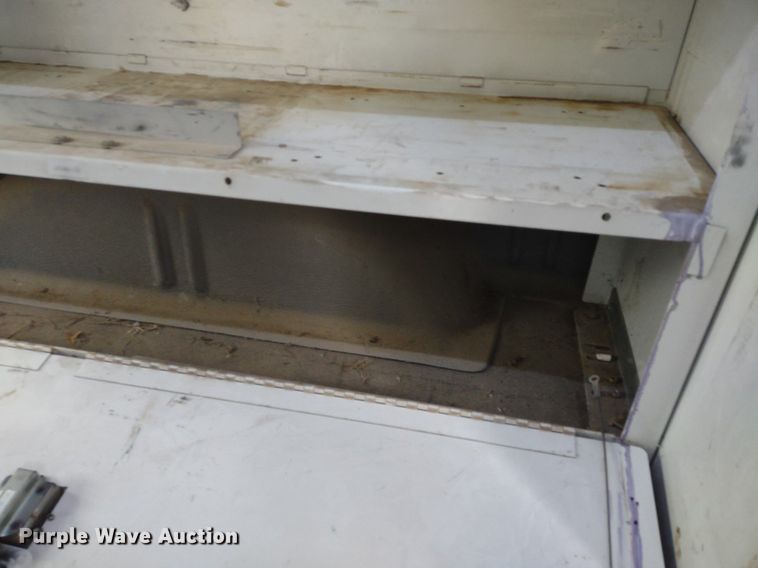 image for item LL9098 2004 Ford E250  van