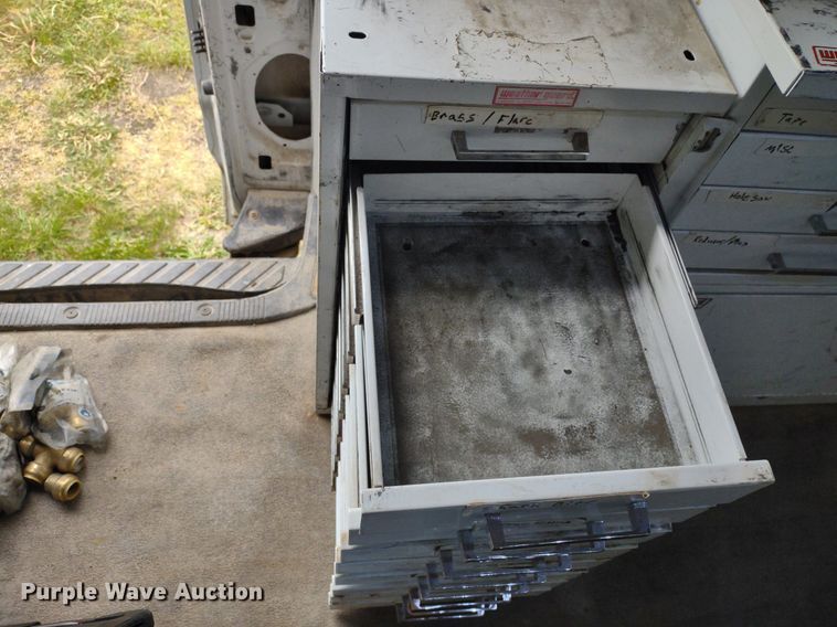 image for item LL9098 2004 Ford E250  van