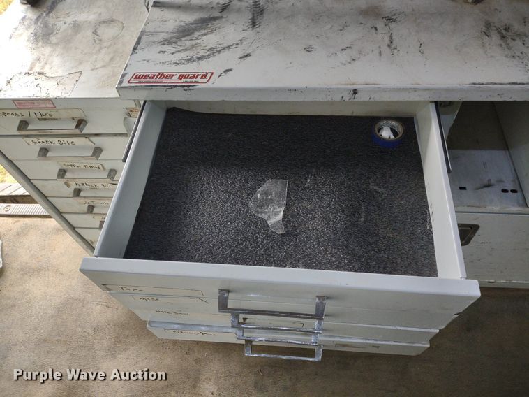 image for item LL9098 2004 Ford E250  van