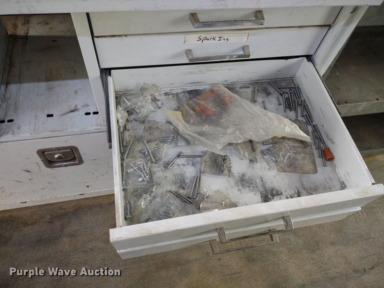 image for item LL9098 2004 Ford E250  van