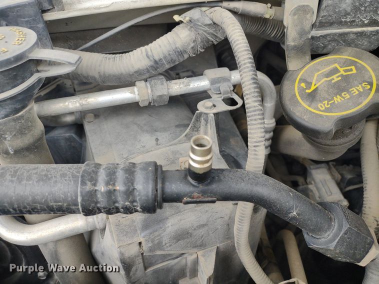 image for item LL9098 2004 Ford E250  van