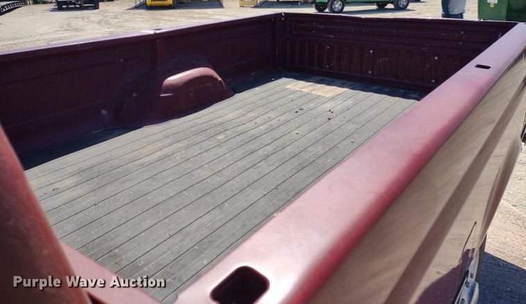 image for item LL9101 1993 Ford F350 XLT  Crew Cab pickup truck