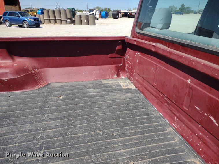 image for item LL9101 1993 Ford F350 XLT  Crew Cab pickup truck