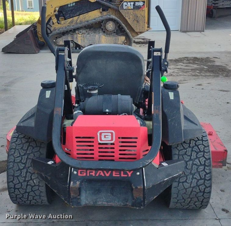 image for item LL9103 Gravely Pro Turn 272  ZTR lawn mower