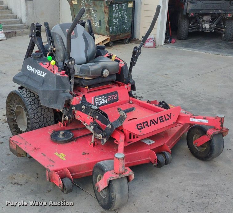 image for item LL9103 Gravely Pro Turn 272  ZTR lawn mower